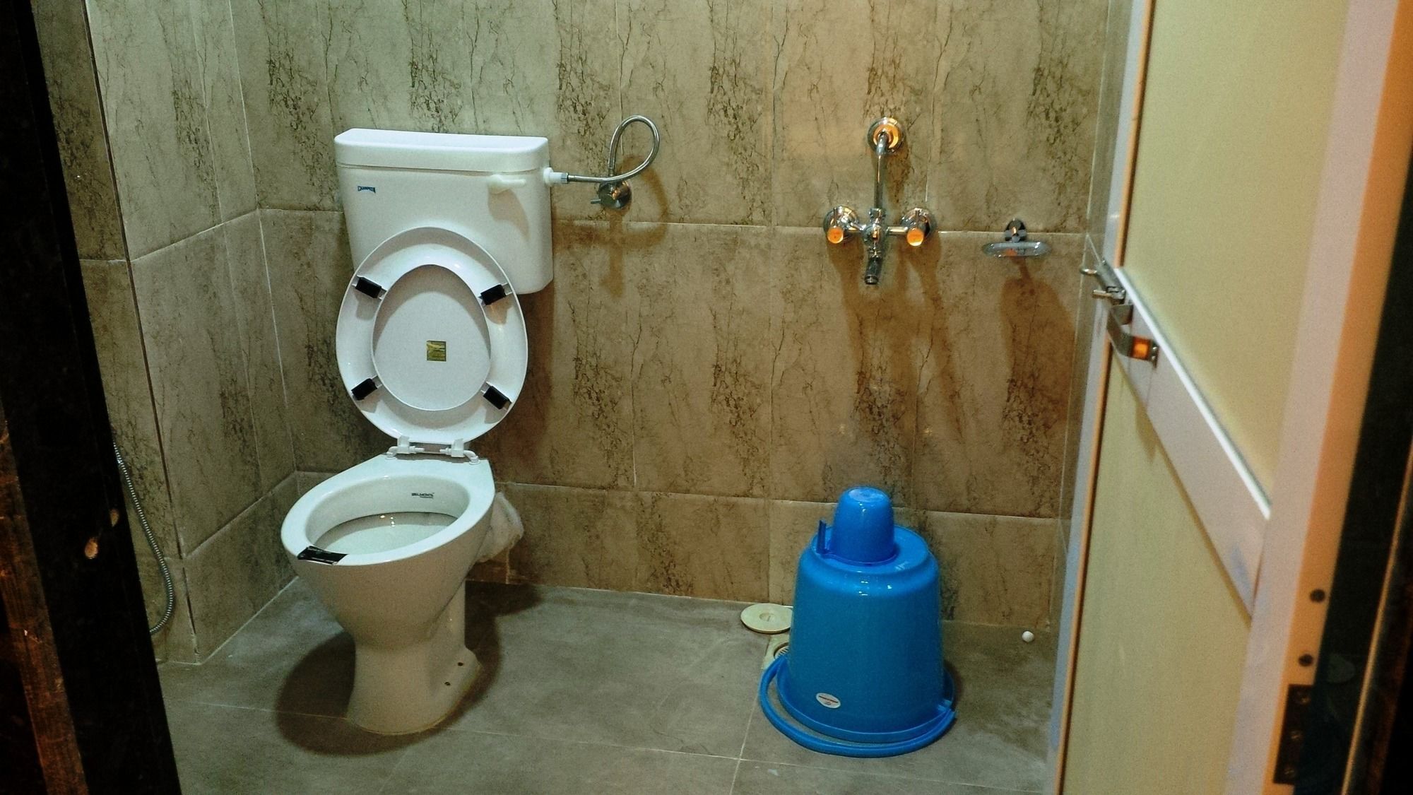 Hotel Blue Bird Colaba Mandve Exteriér fotografie