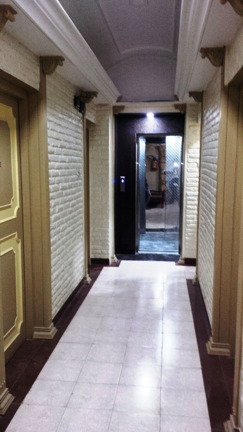 Hotel Blue Bird Colaba Mandve Exteriér fotografie